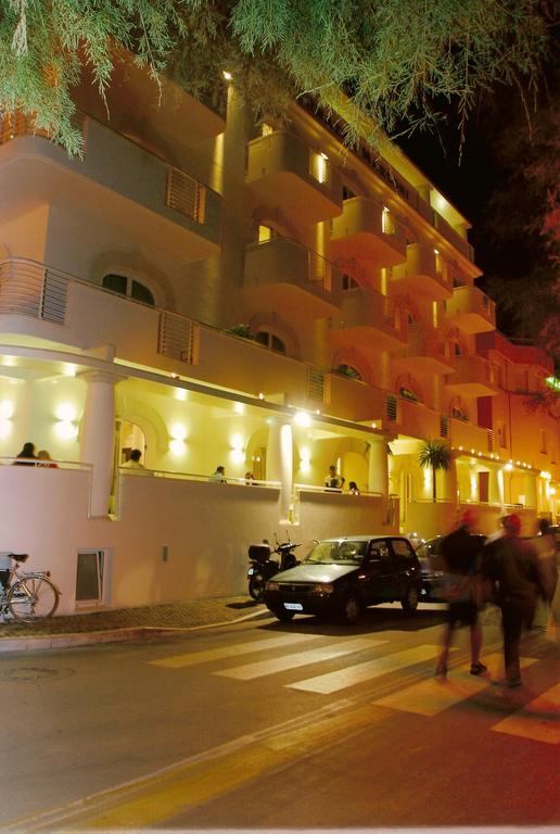 Terrazza Marconi Hotel&Spamarine Senigallia Eksteriør billede